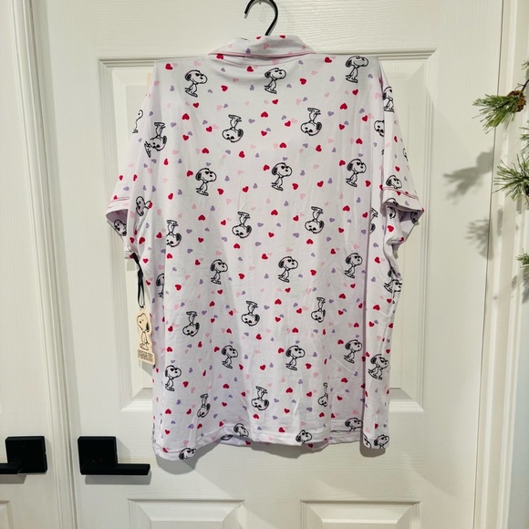 Peanuts Snoopy Hearts Women’s Pajama Set Size Large Love Gift NEW With Tags - Picture 8 of 11